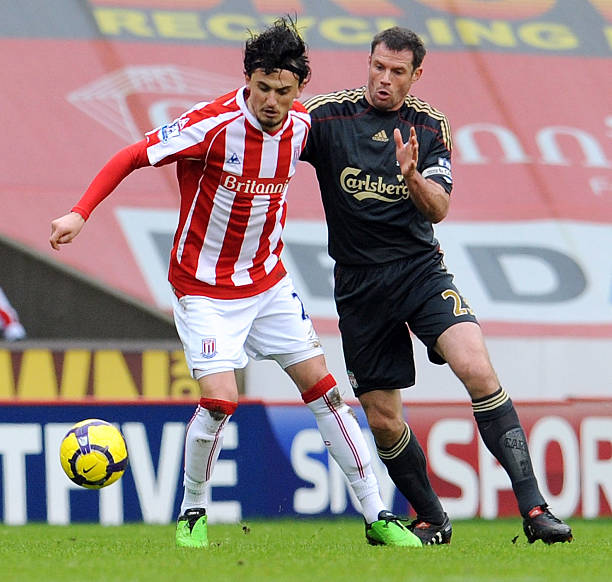 他在现代足 他在现代足